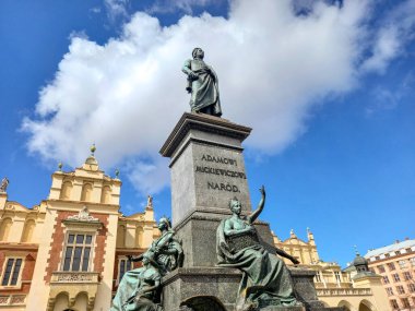 Krakow 'daki Adam Mickiewicz anıtı. 