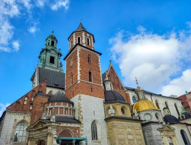 Wawel Katedrali Krakow 'da bir Roma Katolik Kilisesi' dir. 