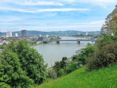 Linz, Avusturya 'daki Tuna Nehri 