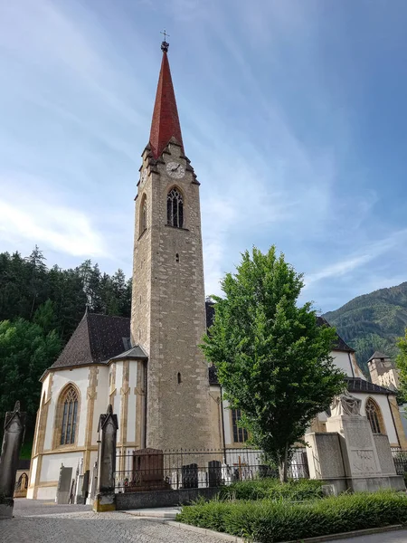 Landeck Avusturya Daki Kilise — Stok fotoğraf