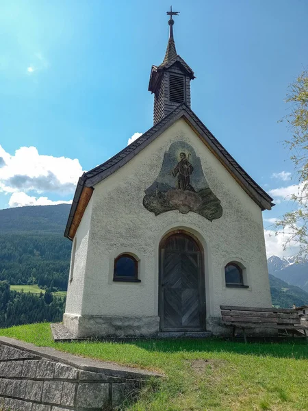 Arzl Pitztal Deki Eski Küçük Kilise — Stok fotoğraf