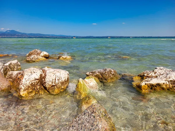 stock image Beautiful Lake Garda in Sirmione 