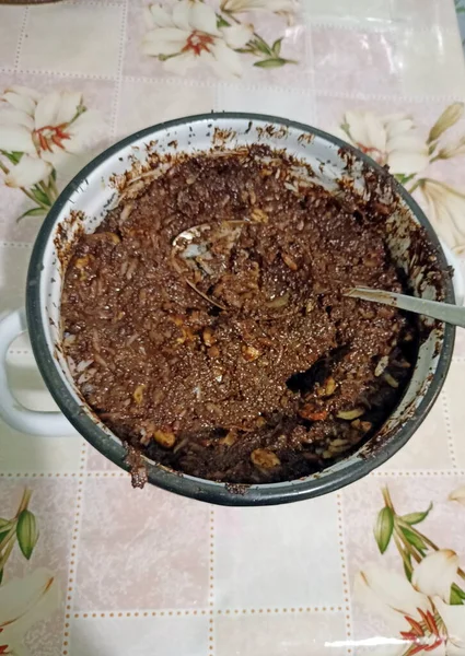 ナッツ チョコレートで作られた自家製の伝統的なウクライナのクリスマス料理からの快適な印象 Kuti — ストック写真