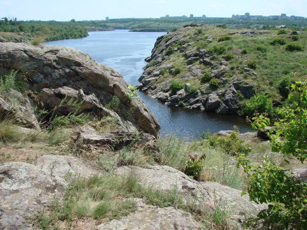Panorama Rivière Dnipro Frayant Chemin Entre Les Hautes Roches Vers — Photo