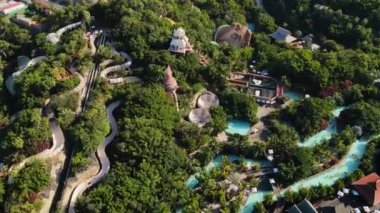 Dünyanın en iyi su parklarından biri olan Tenerife, Costa Adeje, İspanya - 21.12.2022. Yüksek kaliteli FullHD görüntüler