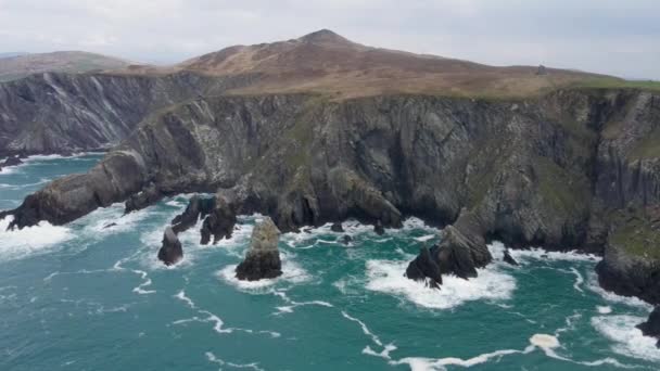 Aerial View Bridge Mizen Head Ireland People High Quality Footage — Video