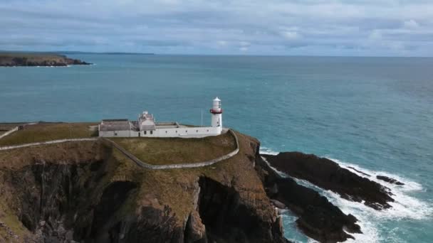 아일랜드 근처의 바위에 고품질 — 비디오