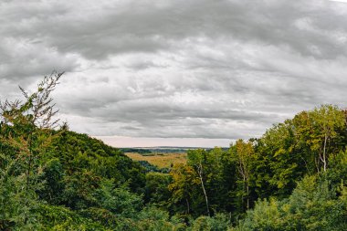 Çok uzak ve çok yakın....