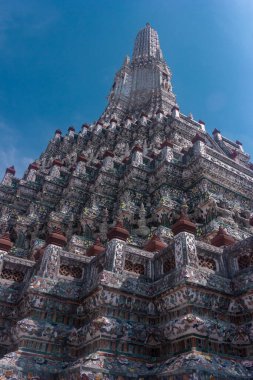Wat Arun 'un detaylı fotoğrafı Bangkok, Tayland' da Aralık 2022, Şafak Tapınağı, Budist Tapınağı