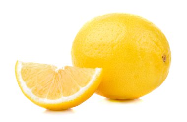beyaz zemin üzerine limon