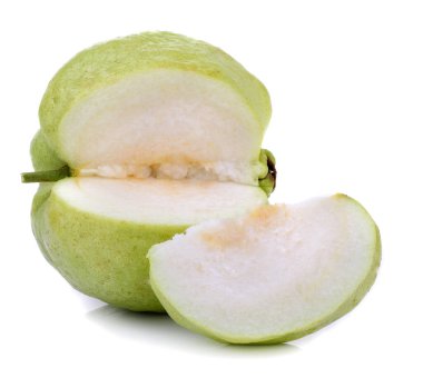 beyaz zeminde guava meyvesi