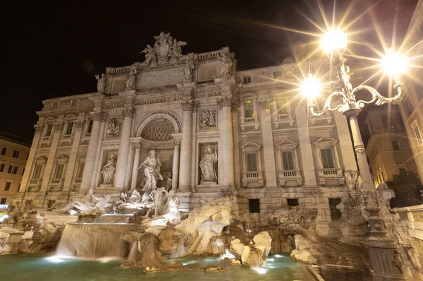 Rom Italien Trevi Fontän Natten Med Belysning — Stockfoto