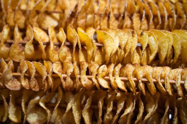 Çubukta patates cipsi