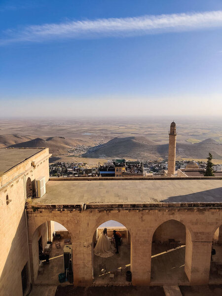 the beautiful architecture of Sultan Isa Medrese in Turkey