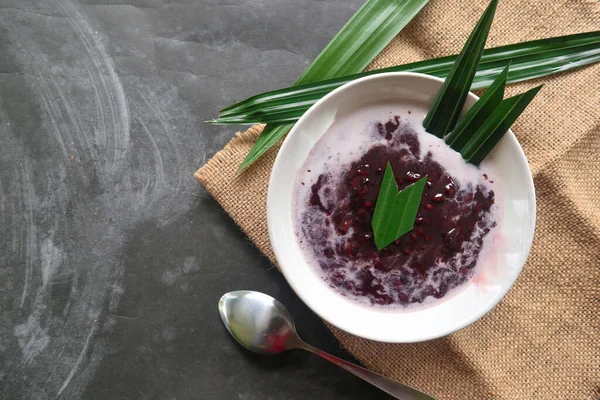 stock image black sticky rice porridge in a bowl. bubur ketan hitam