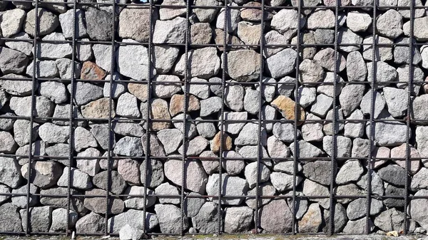 Ściana Gabionowa Drutu Stalowego Ściennego Ogrodu Parku — Zdjęcie stockowe