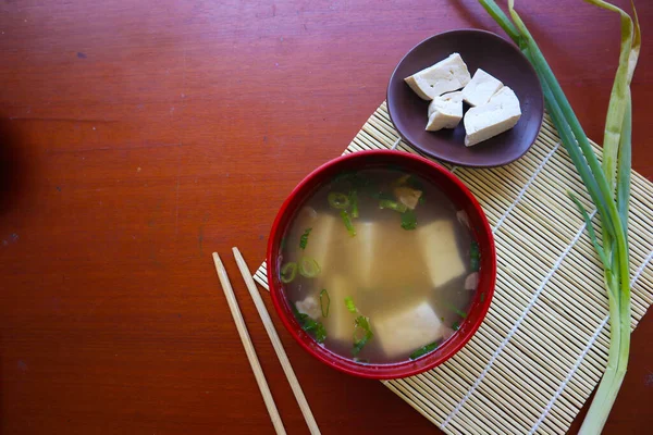 Miso Çorbası Veya Japon Miso Çorbası Kasede Masada Japon Mutfağı — Stok fotoğraf