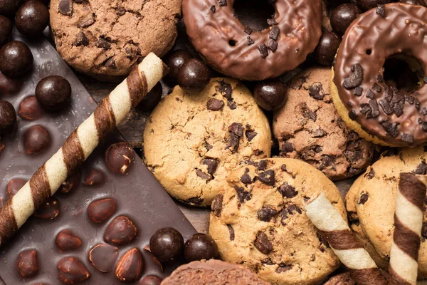 Красивий Шоколад Пончики Шоколадна Паличка Шоколадне Печиво Фон — стокове фото