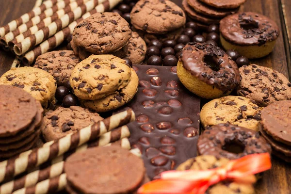 Chocolates Biscoitos Sortimento Fundo — Fotografia de Stock