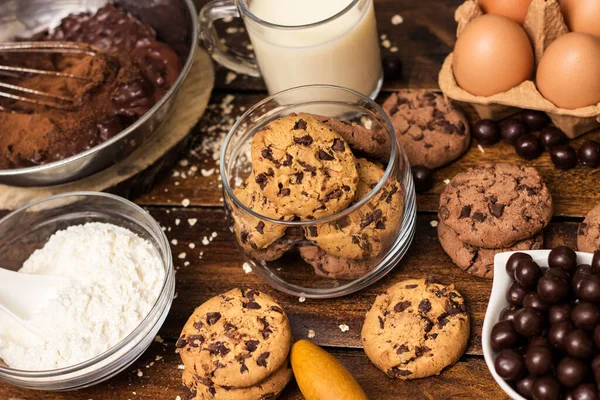 Zelfgemaakte Chocoladekoekjes Bereiden — Stockfoto