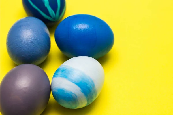 Variation Blue Easter Eggs Yellow Background — Stockfoto