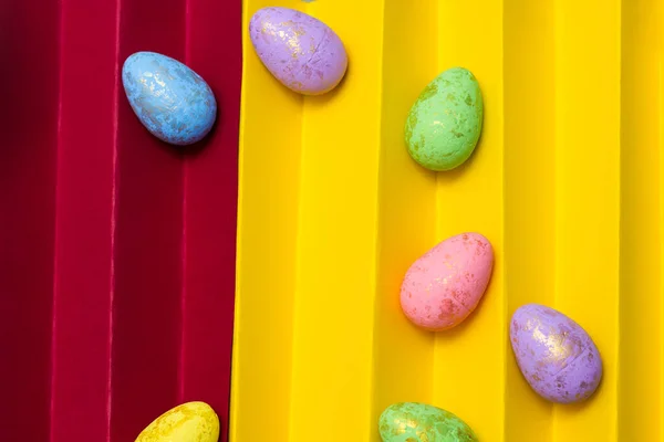 Καλό Πάσχα Πασχαλινά Αυγά Στο Χρώμα Φόντο — Φωτογραφία Αρχείου