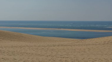 Atlantik denizi ve kum tepeciği, Dune du Pilat, Arcachon, Yeni Aquitaine, Fransa