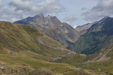 Dağ geçidi Col du Pourtalet, Fransa Pireneler 'de ve İspanya sınırında Col du Pourtalet, Yeni Aquitaine Fransa