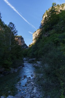 Pirenes Dağları 'ndaki Anisclo Kanyonu, Ordesa Ulusal Parkı, Aragon, Huesca, İspanya