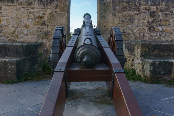 Antik Kanon Artilleri Defensivt Vapen Vid Historiska Fort Byggnad Castillo — Stockfoto
