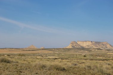 Bardenas Reales, Arguedas, Navarra, İspanya 'nın kurak platosundaki Cabezo de Sanchicorrota veya Karrera orteerası