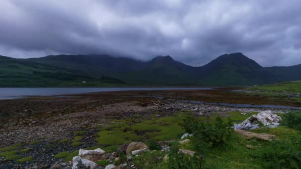 Time Lapse Loch Slapin Előtt Hegyek Cuillins Skye Egy Felhős — Stock videók