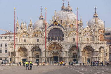 Basilica San Marco ve polis memuru Venedik, Veneto, İtalya