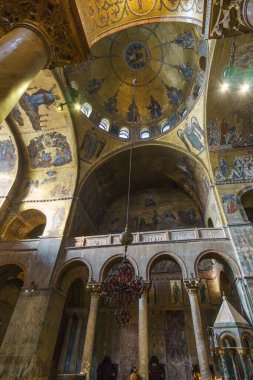 San Marco Bazilikası, Venedik, Veneto, İtalya 'da güzel mozaikli altın duvar