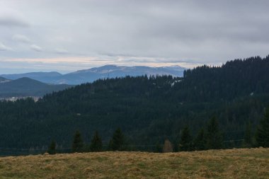 Bir kış günü, Fransa 'nın Alsace kentindeki Vosges Dağı' nın manzarası çok güzel.