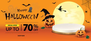 Cadılar Bayramı tanıtım pankartı, balkabağı, cadı şapkası, hayaletler ve turuncu arka planda hayaletler. Cadılar Bayramı Dekorasyon Afişi.