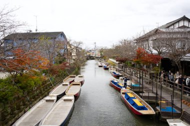 Fukuoka, Japonya - 5 Aralık 2022: Yanagawa Kanko Kaihatsu K.K. Shogetsu Tekne İstasyonu)