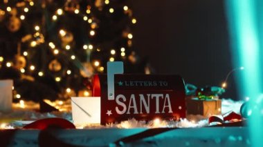 Noel Baba posta kutusunu kapat