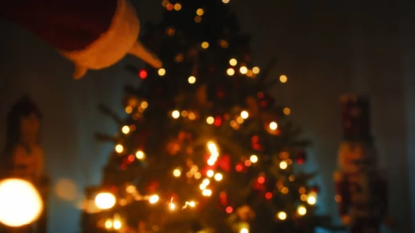 Κλείσιμο Του Χριστουγεννιάτικου Δέντρου Στο Σπίτι — Φωτογραφία Αρχείου
