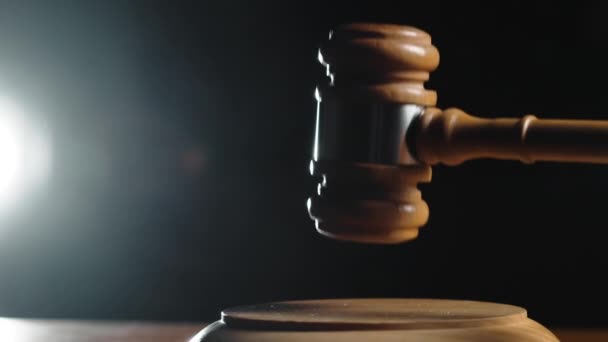 Close Judges Hammer Slow Motion — Vídeo de Stock