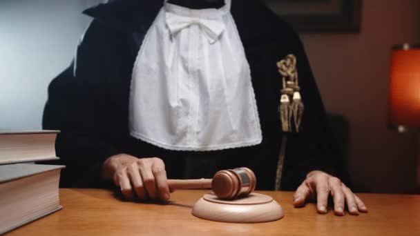 Close Judge Courtroom — Vídeo de Stock