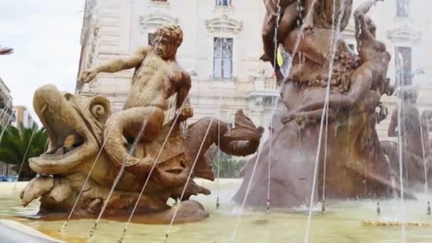 Siracusa Sicilya Daki Antik Barok Çeşmesi — Stok video