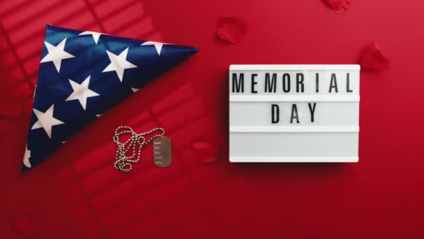 American Flag Folded Triangle Memorial Day Sign — Stock Video