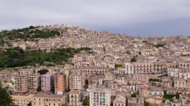 Modica Şehri. Eski Sicilya barok şehri.