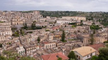 Modica Şehri. Eski Sicilya barok şehri.