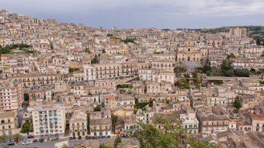 Modica Şehri. Eski Sicilya barok şehri.