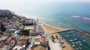 Deniz feneri kulesinin Arial manzarası 