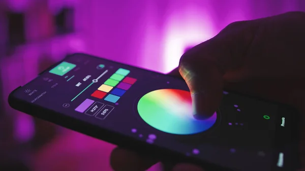 Smart Home Light 'ı kontrol ediyorum. Kapat..