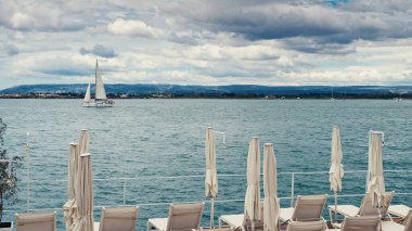 Banyo yeri şemsiyeleri..