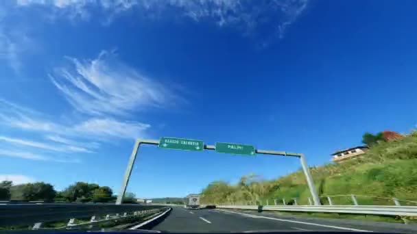 고속도로에서 자동차를 Timelapse — 비디오
